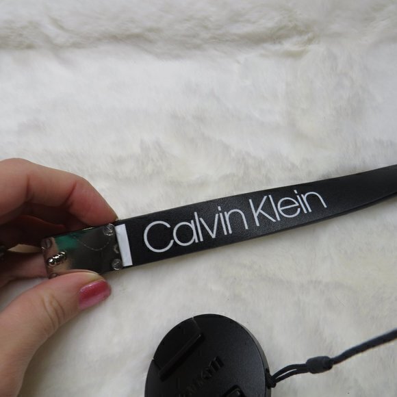 Calvin Klein Small CK Plaque Skinny Belt sz L - Picture 3 of 7